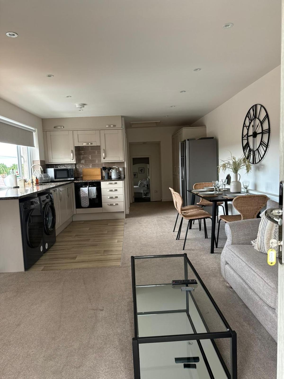 Chew View Luxury Apartment Keynsham Exteriér fotografie