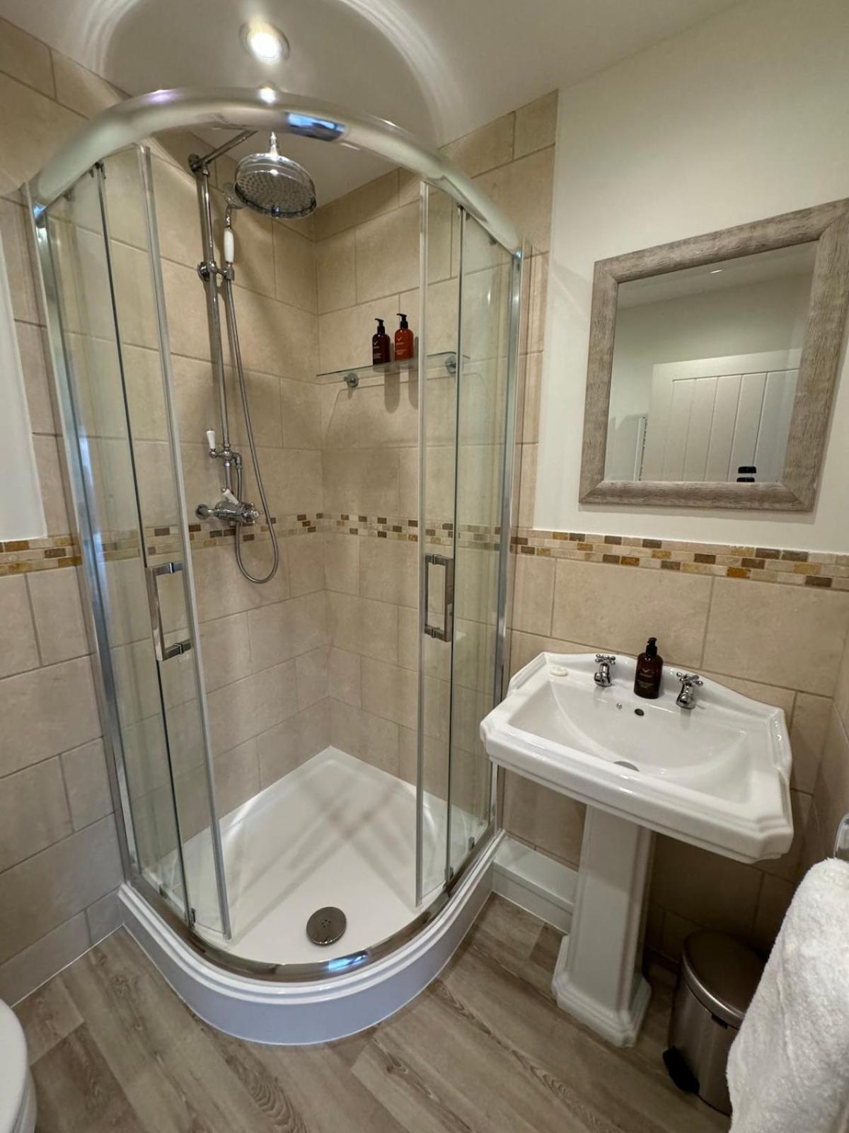 Chew View Luxury Apartment Keynsham Exteriér fotografie